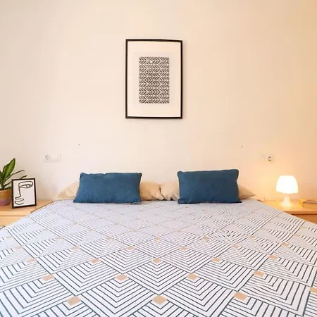 Espectacular Vivienda Con Piscina Climatizada Apartman